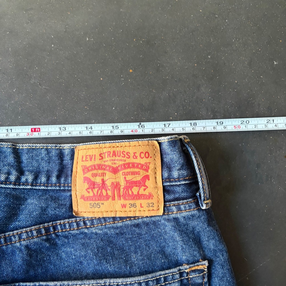 Levis 505 Regular Fit Straight Leg Blue Denim Jeans Mens W36 L32 - Picture 7 of 7